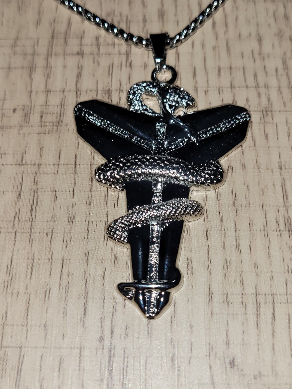 Black and Silver Kobe Bryant Pendant Necklace - Unbranded